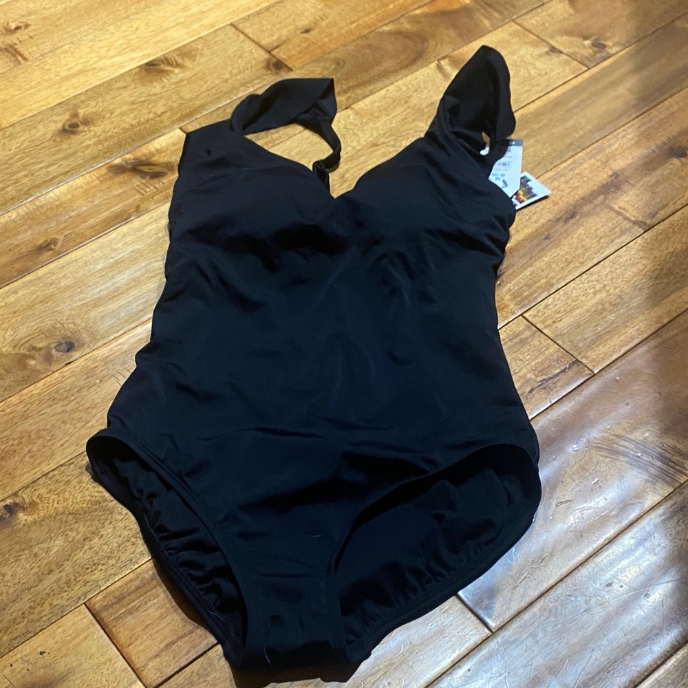 Time and Tru Women's One Piece Swimsuit